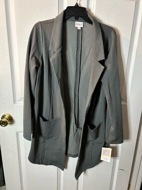 NWT “Gwen” Gray Open Drape Blazer with Patch Pockets